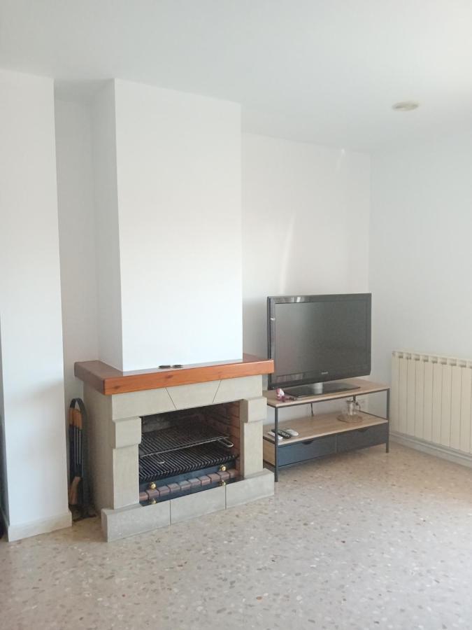 Cal Robert Apartment Тремп Екстериор снимка